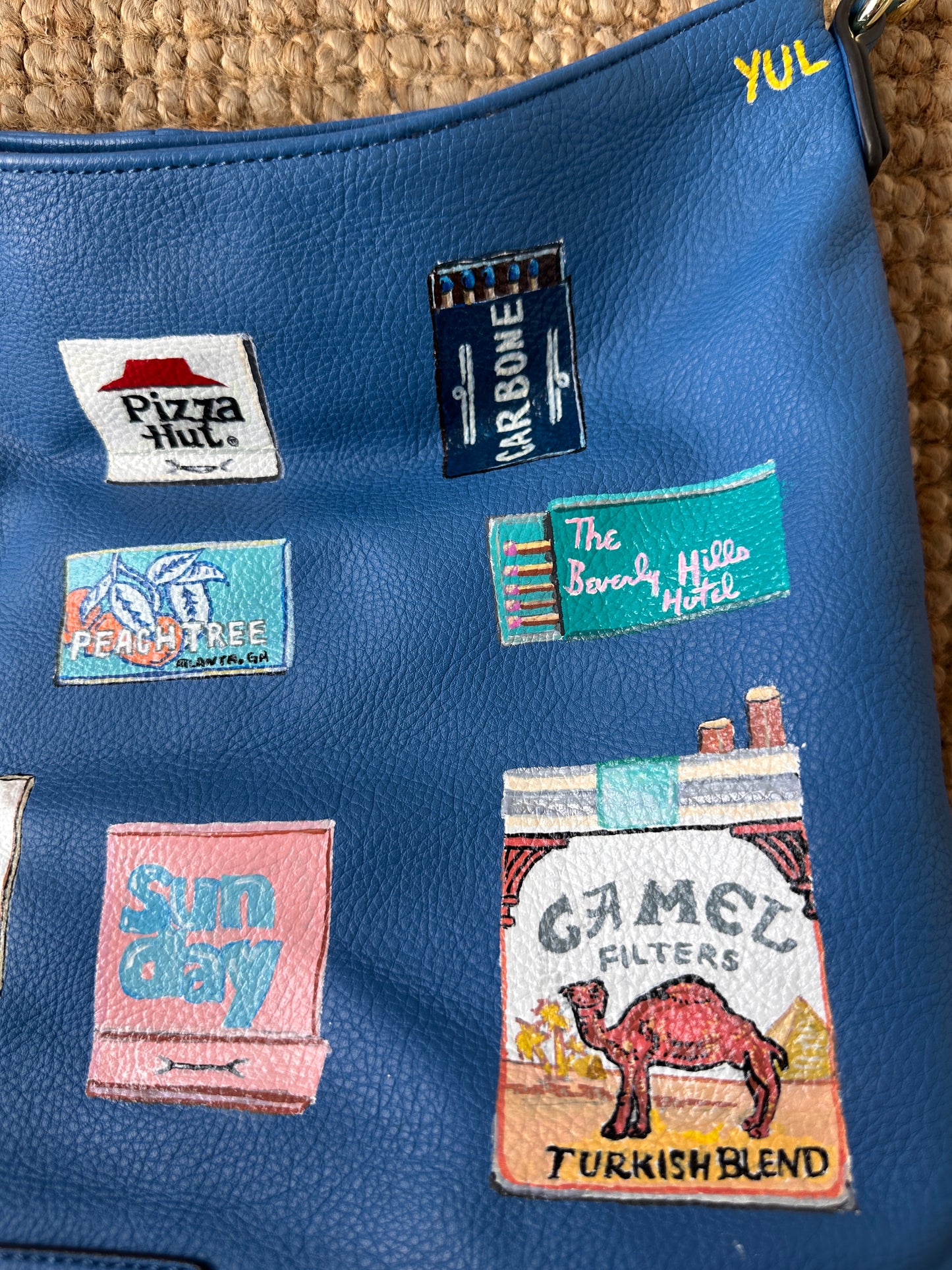 Matchbook Tote / Blue Liz Claiborne Purse