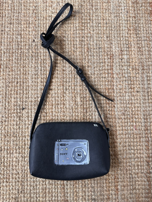 Sony Camera / Black Cross Body Bag